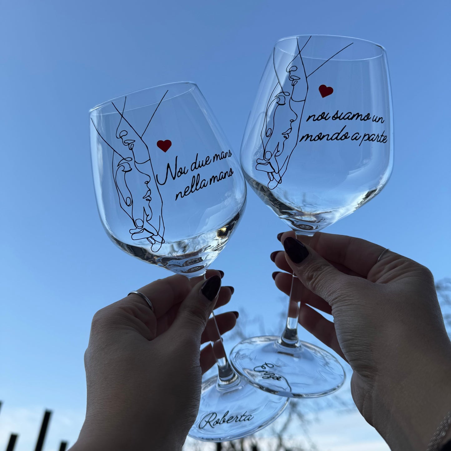 Un mondo a parte | Set di calici da vino personalizzati con nome | 2pz. | Idea regalo