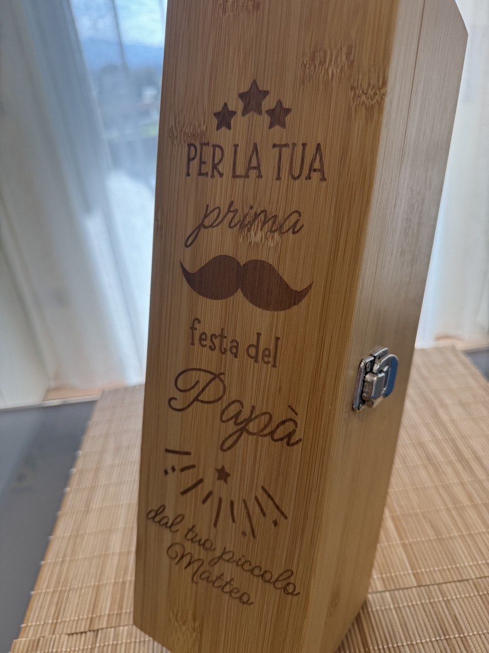 Cofanetto in legno personalizzato per la festa del papà | Porta bottiglia e kit sommelier